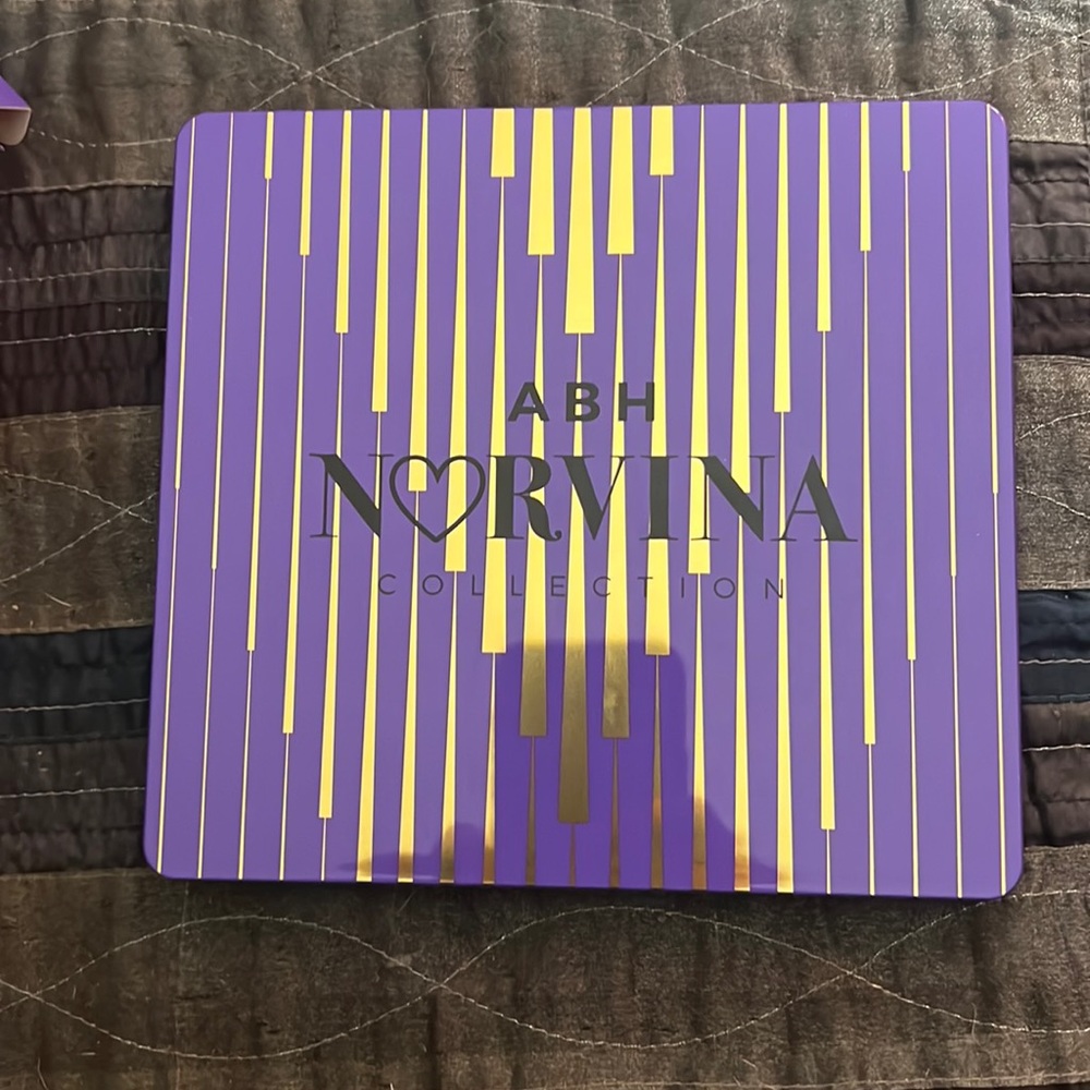 ABH Norvina Palette Vol. 1